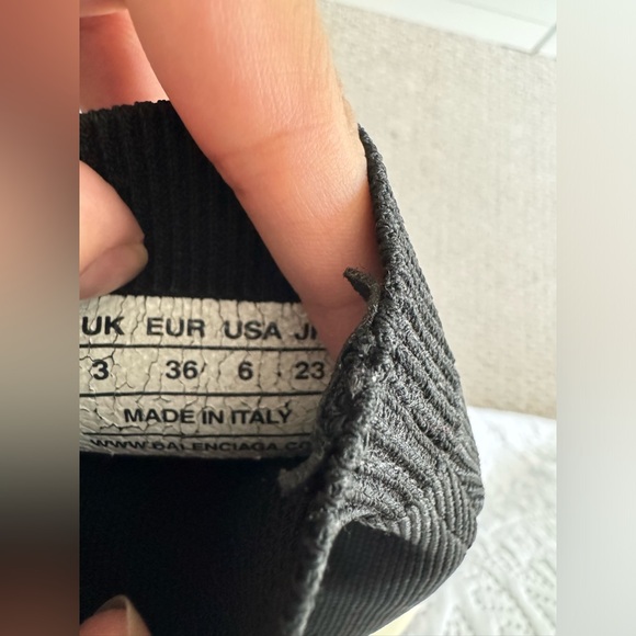 Balenciaga sneakers - Picture 7 of 7